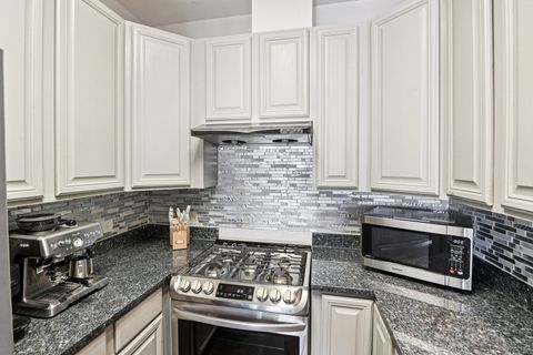 Tiny photo for 828 W 31st Street #3N, Chicago, IL 60608 (MLS # 12556106)