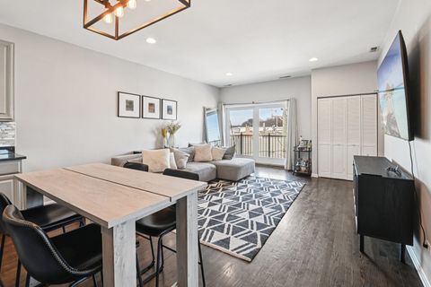 Tiny photo for 828 W 31st Street #3N, Chicago, IL 60608 (MLS # 12556106)