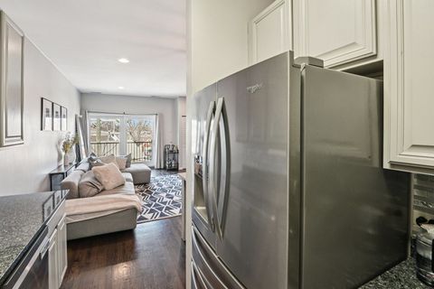 Tiny photo for 828 W 31st Street #3N, Chicago, IL 60608 (MLS # 12556106)