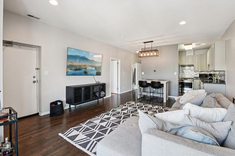 Tiny photo for 828 W 31st Street #3N, Chicago, IL 60608 (MLS # 12556106)