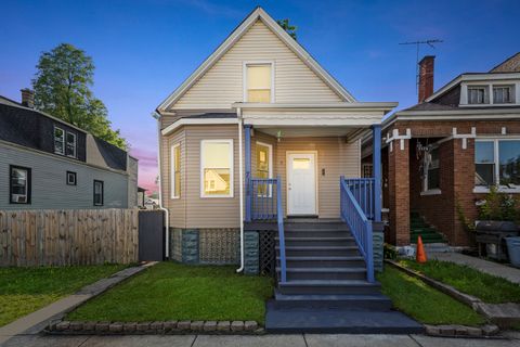 Photo of 7128 S May Street, Chicago, IL 60621 (MLS # 12593396)