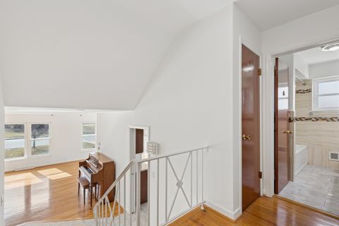 Tiny photo for 3836 W Estes Avenue, Lincolnwood, IL 60712 (MLS # 12573996)