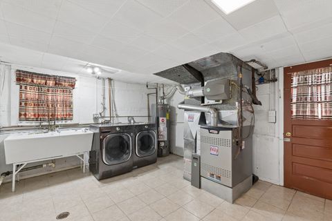 Tiny photo for 3836 W Estes Avenue, Lincolnwood, IL 60712 (MLS # 12573996)