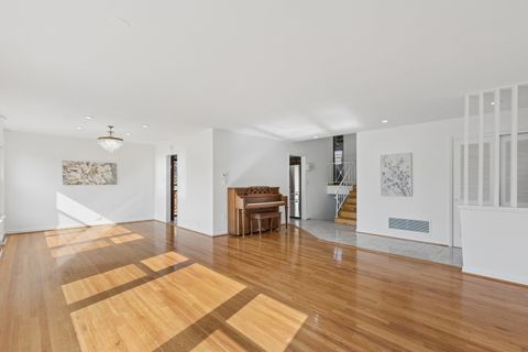 Tiny photo for 3836 W Estes Avenue, Lincolnwood, IL 60712 (MLS # 12573996)