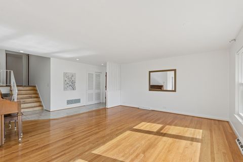 Tiny photo for 3836 W Estes Avenue, Lincolnwood, IL 60712 (MLS # 12573996)