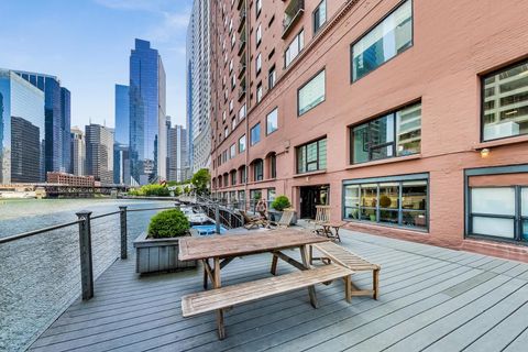 Tiny photo for 345 N Canal Street #1301, Chicago, IL 60606 (MLS # 12501744)