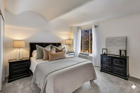 Tiny photo for 345 N Canal Street #1301, Chicago, IL 60606 (MLS # 12501744)