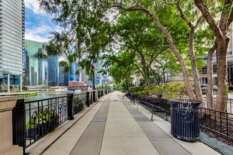 Tiny photo for 345 N Canal Street #1301, Chicago, IL 60606 (MLS # 12501744)