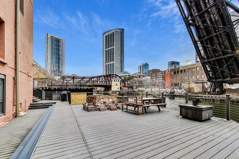 Tiny photo for 345 N Canal Street #1301, Chicago, IL 60606 (MLS # 12501744)