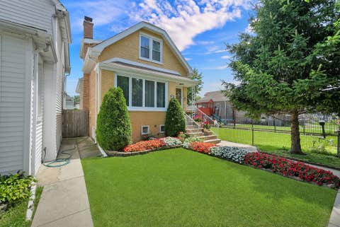 Tiny photo for 5639 S Christiana Avenue, Chicago, IL 60629 (MLS # 12703303)