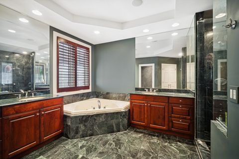 Tiny photo for 857 COUNTRY CLUB Lane, Northbrook, IL 60062 (MLS # 12479886)