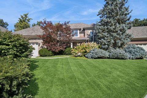 Photo of 857 COUNTRY CLUB Lane, Northbrook, IL 60062 (MLS # 12479886)