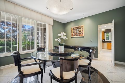 Tiny photo for 857 COUNTRY CLUB Lane, Northbrook, IL 60062 (MLS # 12479886)