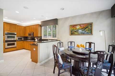 Tiny photo for 857 COUNTRY CLUB Lane, Northbrook, IL 60062 (MLS # 12479886)