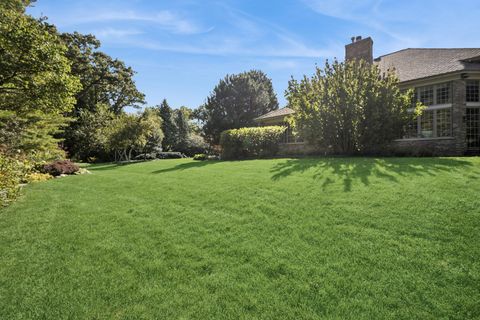 Tiny photo for 857 COUNTRY CLUB Lane, Northbrook, IL 60062 (MLS # 12479886)