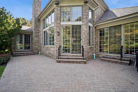 Tiny photo for 857 COUNTRY CLUB Lane, Northbrook, IL 60062 (MLS # 12479886)