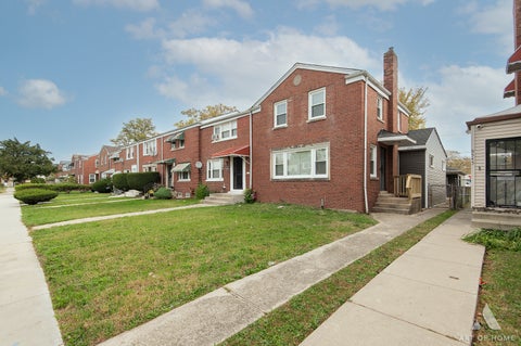 Tiny photo for 9541 S Euclid Avenue, Chicago, IL 60617 (MLS # 12796149)