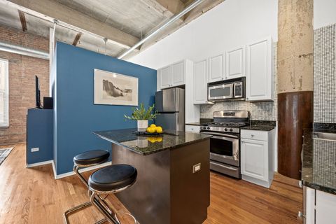 Tiny photo for 2000 S Michigan Avenue #210, Chicago, IL 60616 (MLS # 12618578)