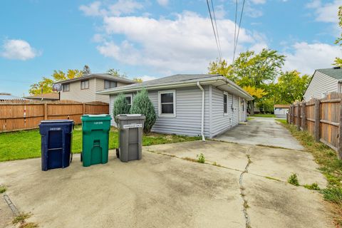 Tiny photo for 16753 Hilltop Avenue, Orland Hills, IL 60487 (MLS # 12517427)