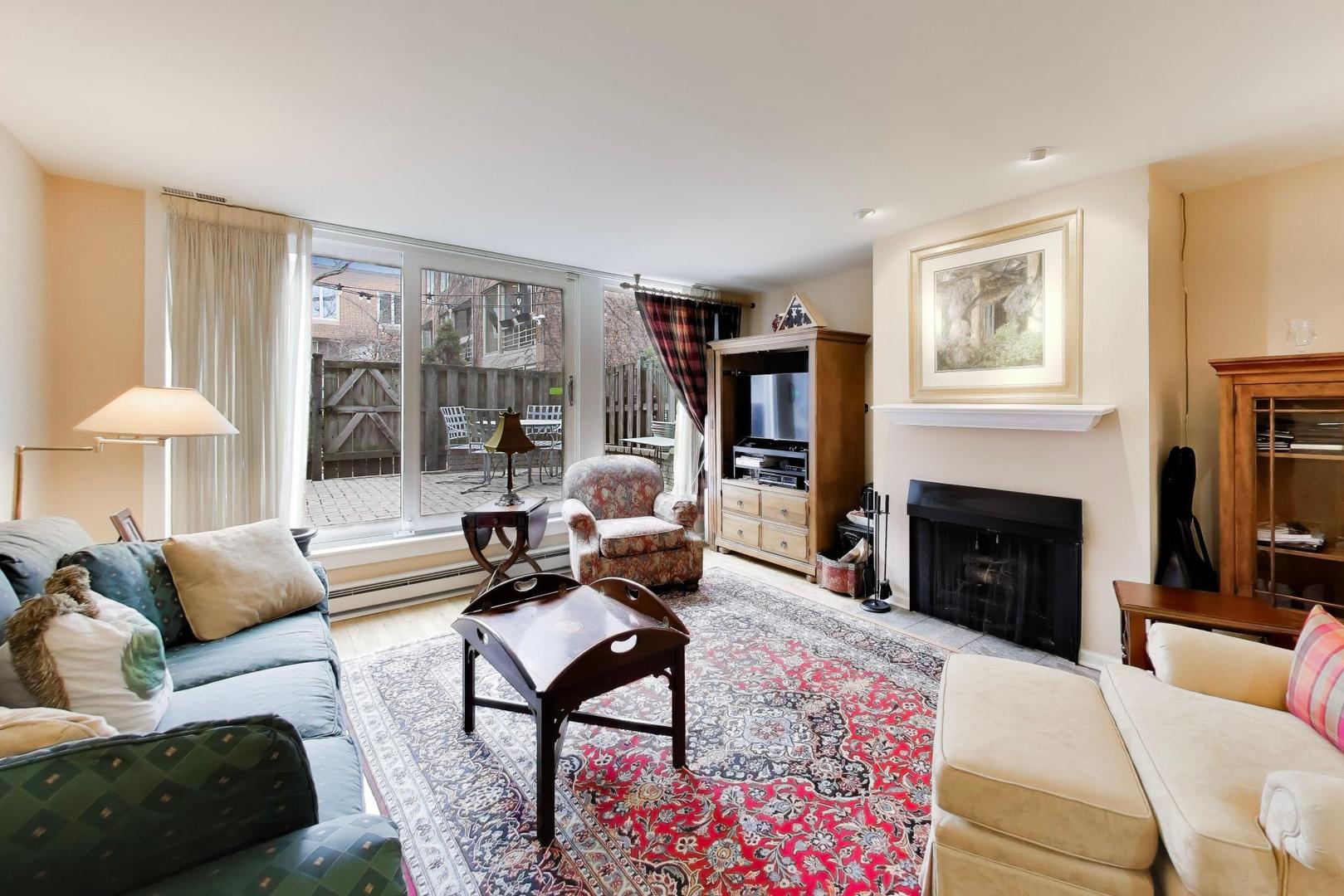 1826 N Dayton Street