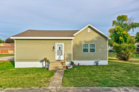 Tiny photo for 401 S 5th Avenue, Streator, IL 61364 (MLS # 12483684)