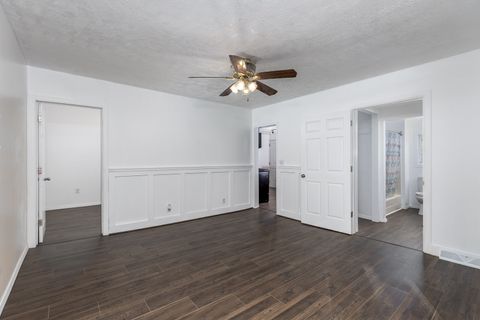 Tiny photo for 401 S 5th Avenue, Streator, IL 61364 (MLS # 12483684)