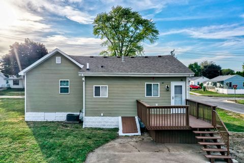 Tiny photo for 401 S 5th Avenue, Streator, IL 61364 (MLS # 12483684)