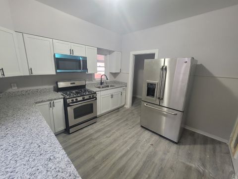 Tiny photo for 506 S lasalle Street, Aurora, IL 60505 (MLS # 12519868)