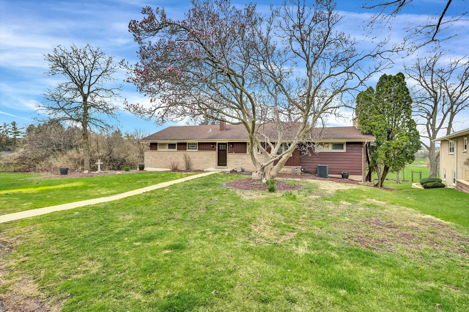 5416 Riverview Drive