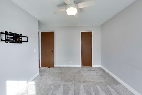 Tiny photo for 10 Waterbury Lane #M2, Schaumburg, IL 60193 (MLS # 12573535)