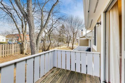 Tiny photo for 10 Waterbury Lane #M2, Schaumburg, IL 60193 (MLS # 12573535)