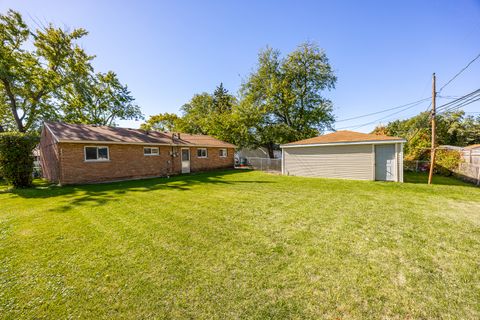 Tiny photo for 124 Delmar Drive, Bolingbrook, IL 60440 (MLS # 12501256)