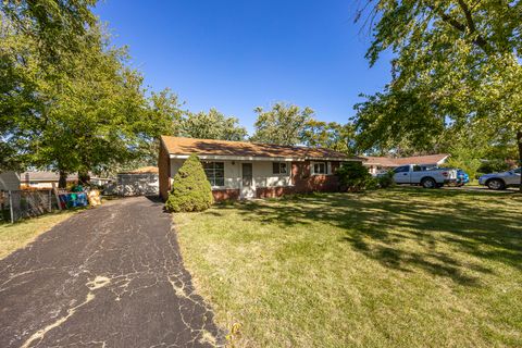 Tiny photo for 124 Delmar Drive, Bolingbrook, IL 60440 (MLS # 12501256)