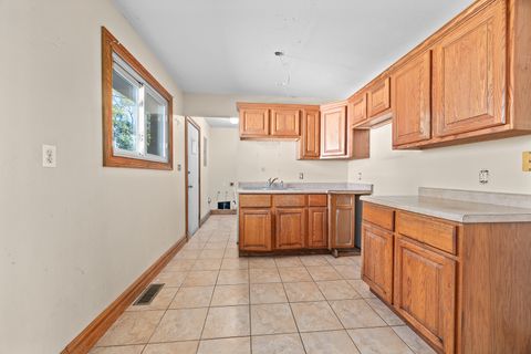 Tiny photo for 124 Delmar Drive, Bolingbrook, IL 60440 (MLS # 12501256)