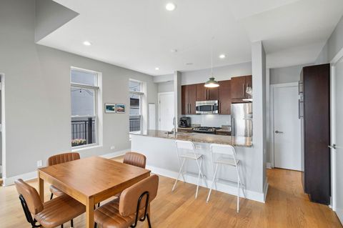 Tiny photo for 2228 N Hamilton Avenue #3F, Chicago, IL 60647 (MLS # 12620609)