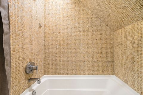 Tiny photo for 2228 N Hamilton Avenue #3F, Chicago, IL 60647 (MLS # 12620609)