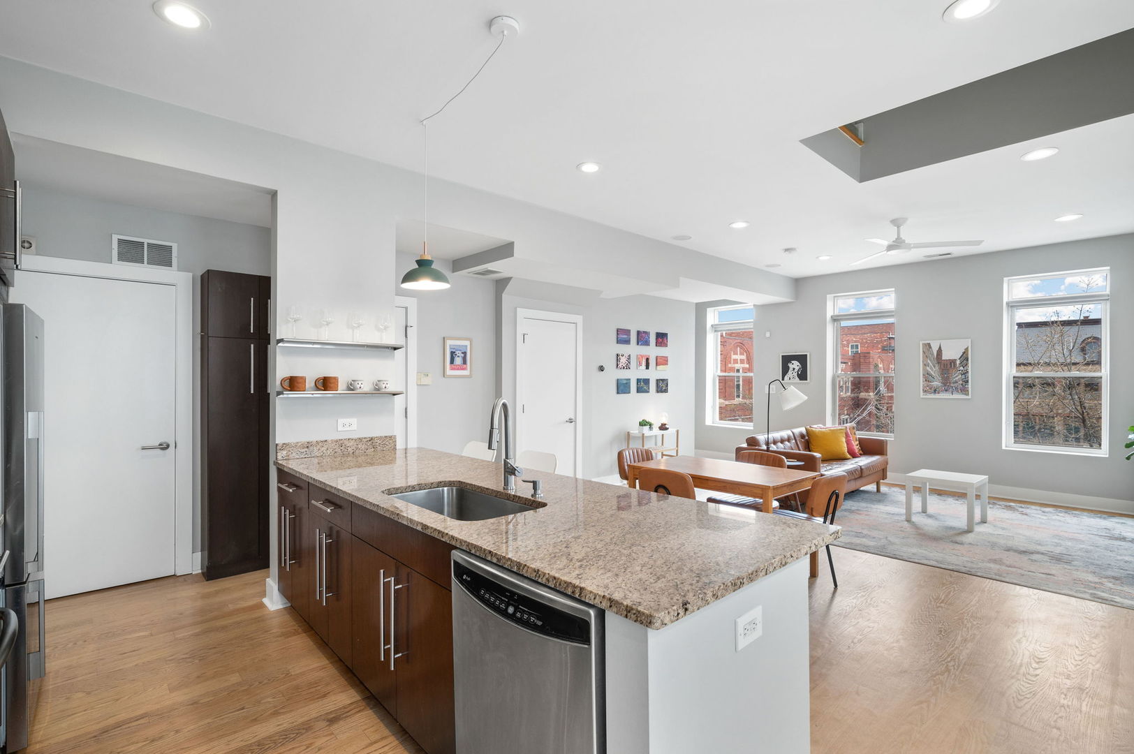 2228 N Hamilton Avenue 3F