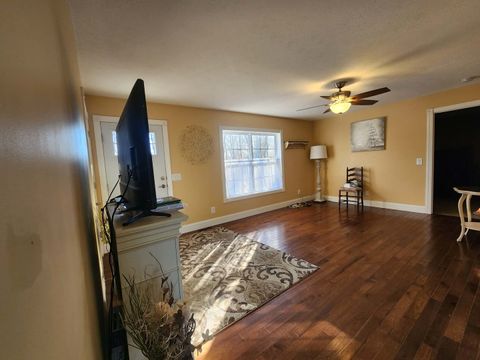 Tiny photo for 9721 Fox Hunters Road, Benton, IL 62812 (MLS # 12568634)