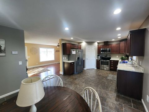 Tiny photo for 9721 Fox Hunters Road, Benton, IL 62812 (MLS # 12568634)