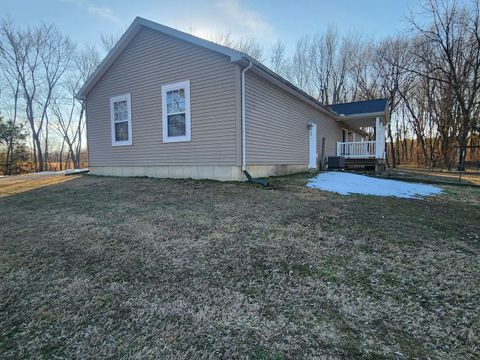 Tiny photo for 9721 Fox Hunters Road, Benton, IL 62812 (MLS # 12568634)