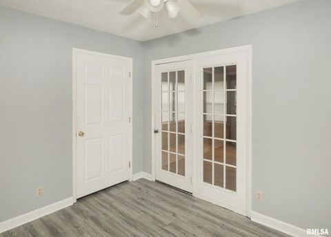 Tiny photo for 512 W 16TH Avenue, Coal Valley, IL 61240 (MLS # QC4267734)