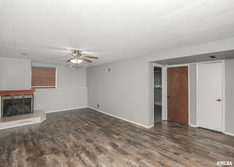 Tiny photo for 512 W 16TH Avenue, Coal Valley, IL 61240 (MLS # QC4267734)