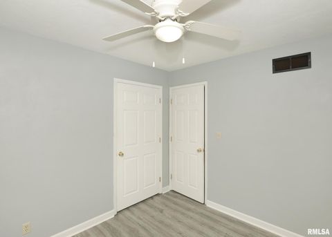 Tiny photo for 512 W 16TH Avenue, Coal Valley, IL 61240 (MLS # QC4267734)