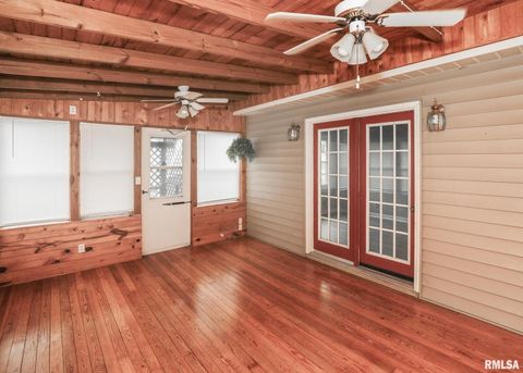 Tiny photo for 512 W 16TH Avenue, Coal Valley, IL 61240 (MLS # QC4267734)