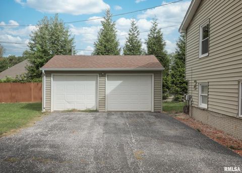 Tiny photo for 512 W 16TH Avenue, Coal Valley, IL 61240 (MLS # QC4267734)