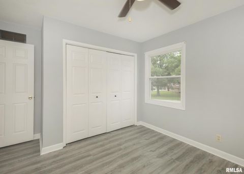 Tiny photo for 512 W 16TH Avenue, Coal Valley, IL 61240 (MLS # QC4267734)