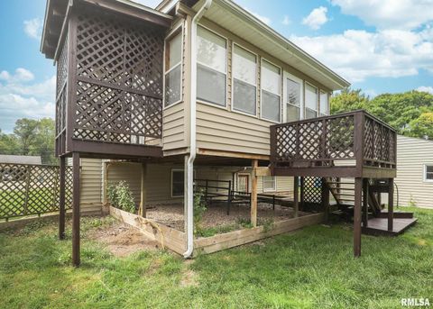 Tiny photo for 512 W 16TH Avenue, Coal Valley, IL 61240 (MLS # QC4267734)