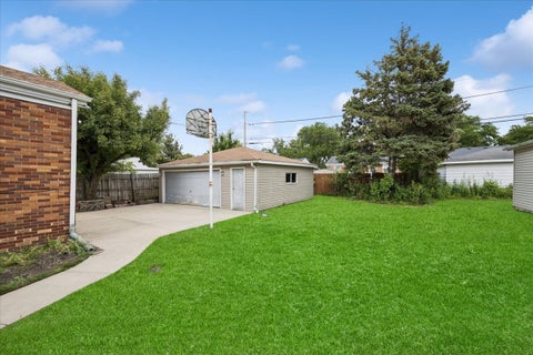 Tiny photo for 1307 Hull Avenue, Westchester, IL 60154 (MLS # 12755696)
