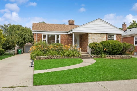 Photo of 1307 Hull Avenue, Westchester, IL 60154 (MLS # 12755696)