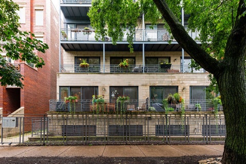 Photo of 2315 W Wabansia Avenue #1E, Chicago, IL 60647 (MLS # 12748464)